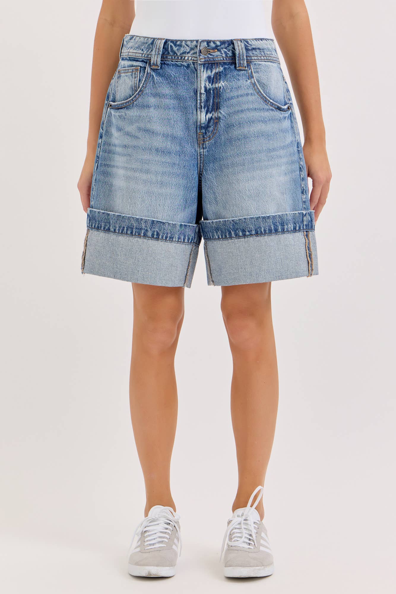 Mid Waist A-Line Bermuda with Hight Cuff [WV69701M]
