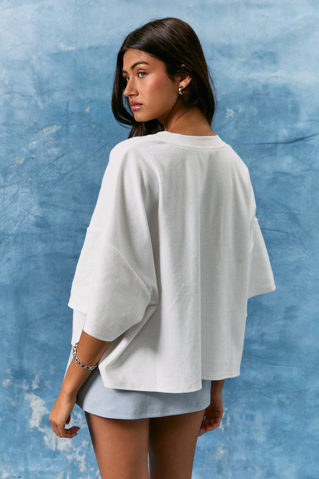 SHORT SLEEVE TOP WITH "AMERICANA" GRAPHIC DETAIL